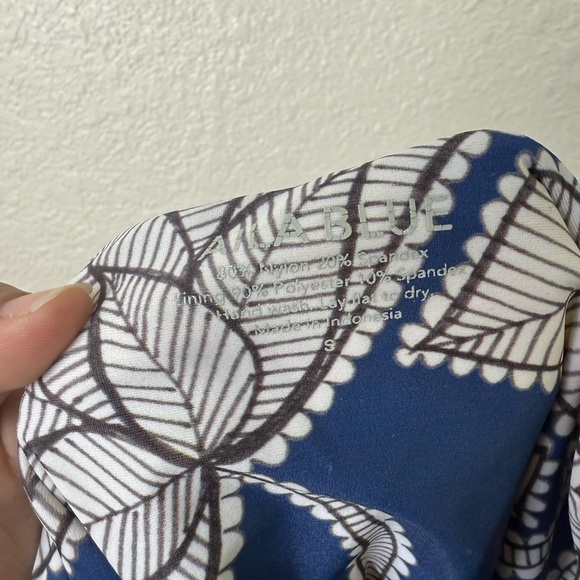 Alia Blue One Piece Swimsuit Size Small - Picture 3 of 4